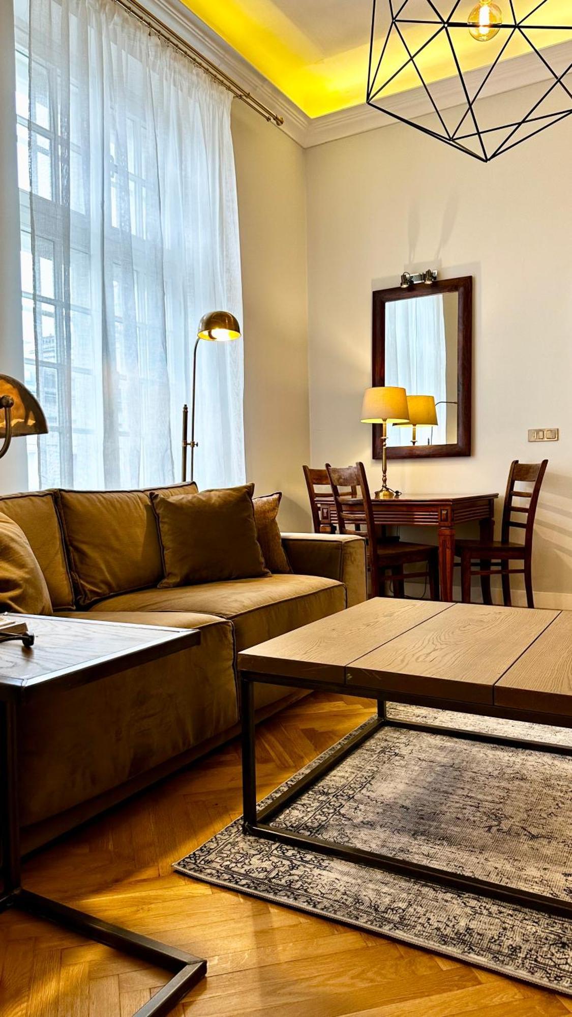4M High Apartment In Heart Of Warsaw! ภายนอก รูปภาพ