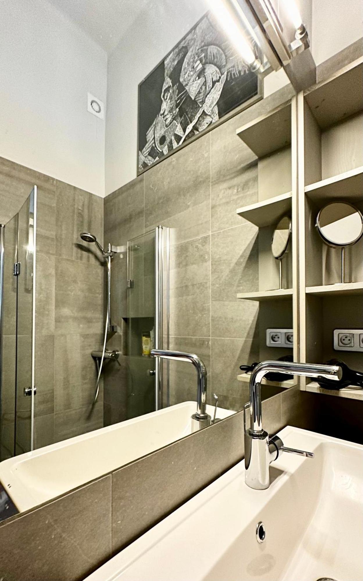 4M High Apartment In Heart Of Warsaw! ภายนอก รูปภาพ